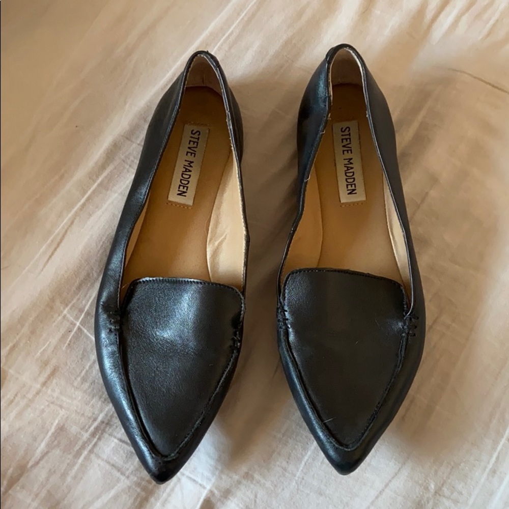 Feather Steve Madden Flats